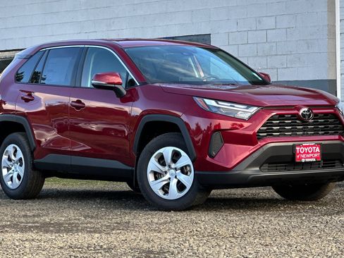 New 2025 Toyota RAV4 LE image 2