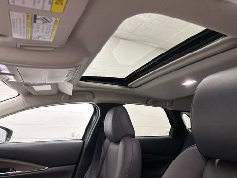 Certified 2025 MAZDA CX-30 AWD 2.5 S w/ Premium Package image 18