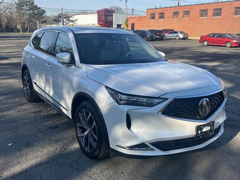 Used 2023 Acura MDX SH-AWD w/ Technology Package image 7