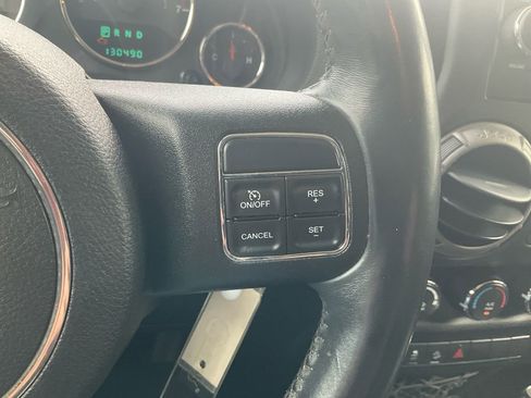 Used 2014 Jeep Wrangler Unlimited Sport w/ Quick Order Package 24S AWD/4WD image 17