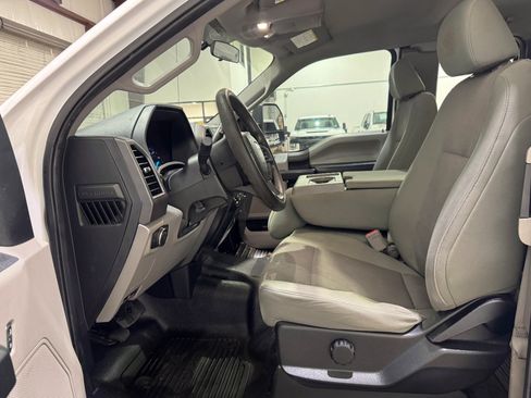 Used 2018 Ford F250 XL w/ Power Equipment Group image 3