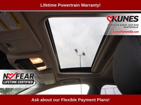 Used 2024 Subaru Crosstrek 2.0i Premium image 34