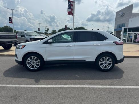 Certified 2022 Ford Edge Titanium w/ Equipment Group 301A AWD/4WD image 5