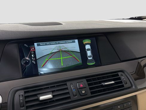 Used 2013 BMW 528i Sedan image 14