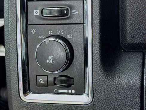 Used 2013 RAM 1500 Laramie Longhorn w/ Convenience Group RWD image 15