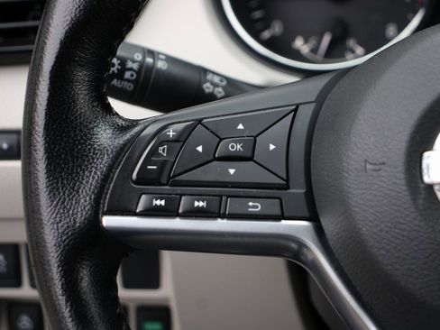 Used 2020 Nissan Rogue Sport SL w/ Premium Package image 21