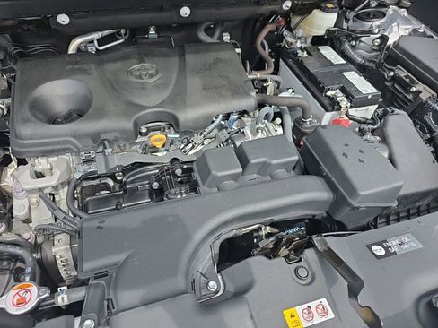 Used 2023 Toyota RAV4 XLE Premium image 36