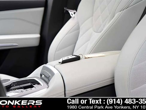 Used 2023 BMW X5 xDrive40i w/ M Sport Package image 37