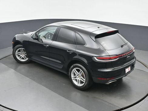Used 2019 Porsche Macan AWD/4WD image 35