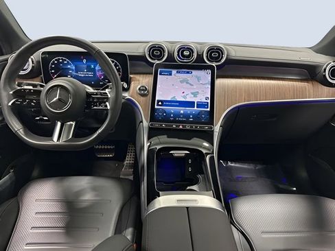 Used 2026 Mercedes-Benz GLC 300 4MATIC image 12