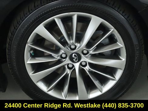 Used 2019 INFINITI Q50 Luxe w/ Essential Package (3.0T Luxe) image 10