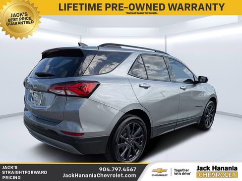 Used 2024 Chevrolet Equinox RS image 3