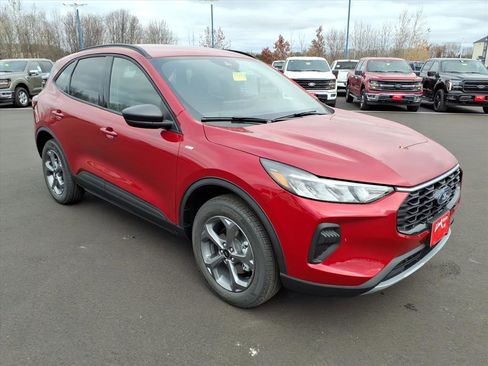 New 2026 Ford Escape ST-Line w/ Tech Pack #1 AWD/4WD image 4
