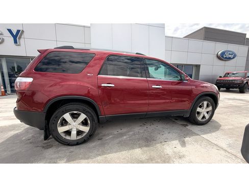 Used 2010 GMC Acadia SLT FWD image 8