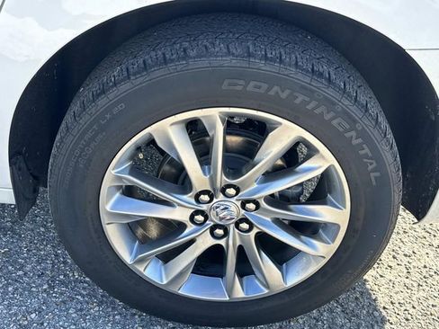 Used 2023 Buick Enclave Avenir w/ Avenir Technology Package image 16