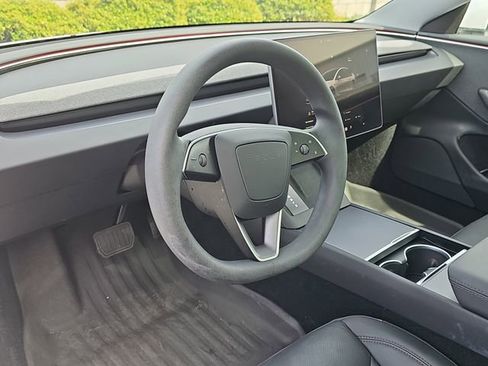 Used 2025 Tesla Model 3 Long Range RWD image 17
