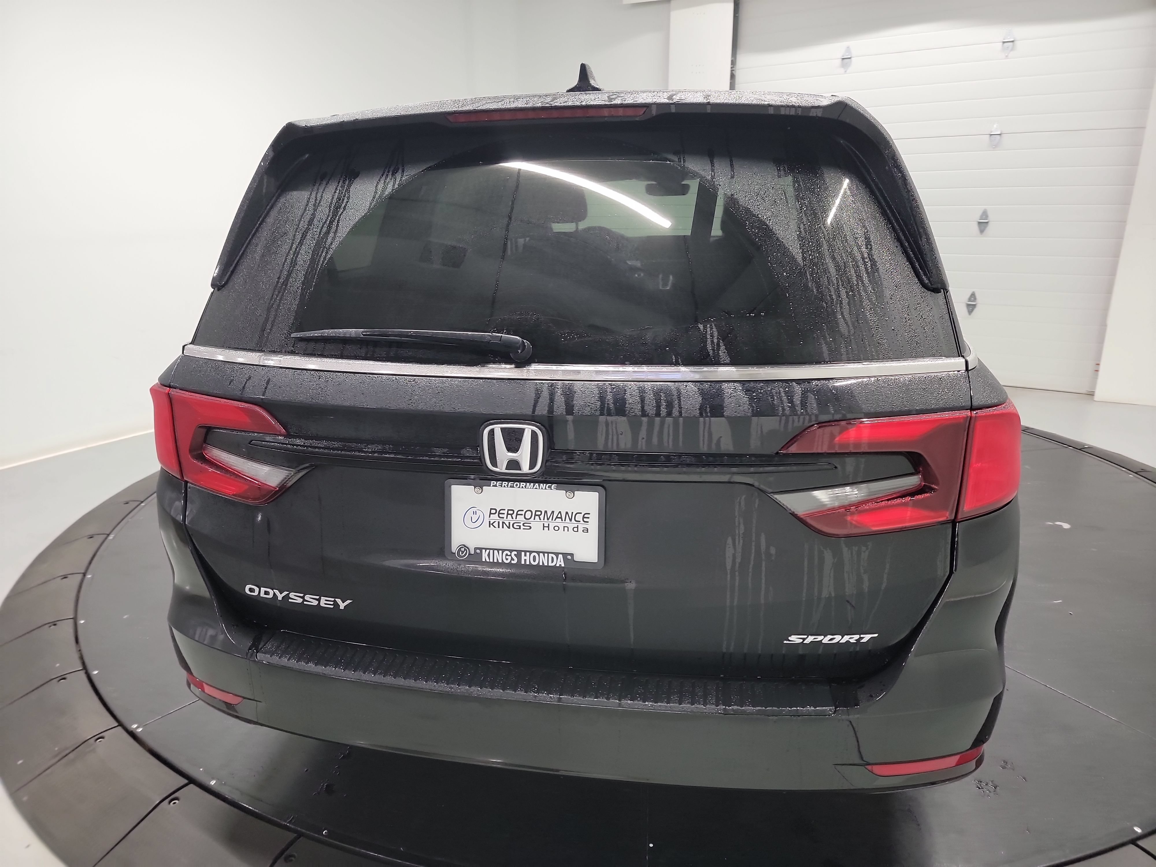 Certified 2024 Honda Odyssey Sport image 8