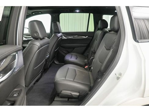 New 2025 Cadillac XT6 Sport w/ Technology Package image 14