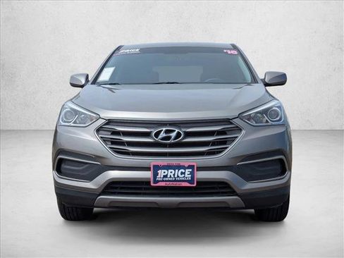 Used 2018 Hyundai Santa Fe Sport FWD image 2