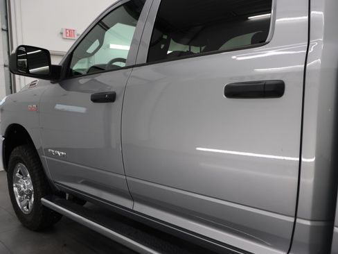 Used 2022 RAM 2500 Tradesman AWD/4WD image 33