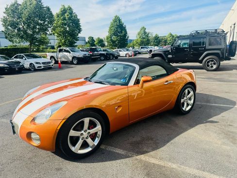 Used 2006 Pontiac Solstice Convertible w/ Premium Package RWD image 44