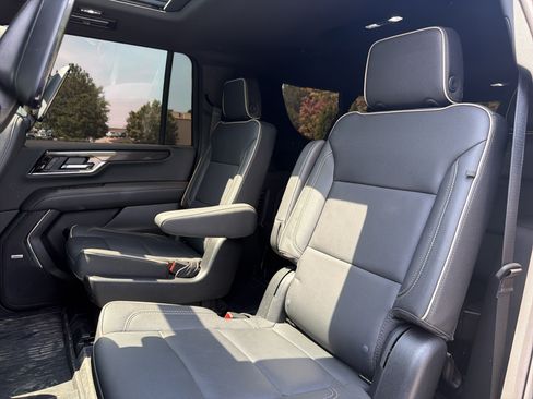 Used 2026 GMC Yukon XL Elevation w/ Elevation Premium Package AWD/4WD image 8