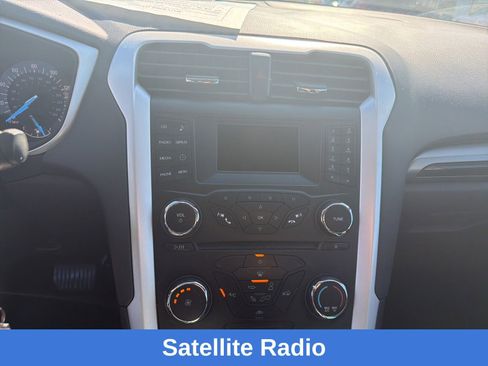 Used 2015 Ford Fusion SE w/ Equipment Group 201A image 11