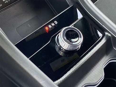 Used 2024 Jeep Grand Cherokee L Altitude image 16