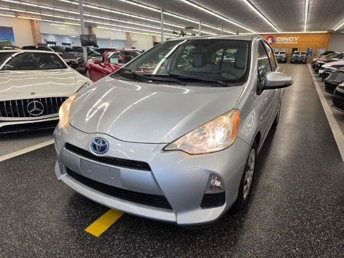 Used 2013 Toyota Prius C One FWD image 2