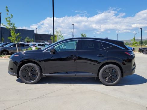 New 2025 Nissan Murano SV image 2