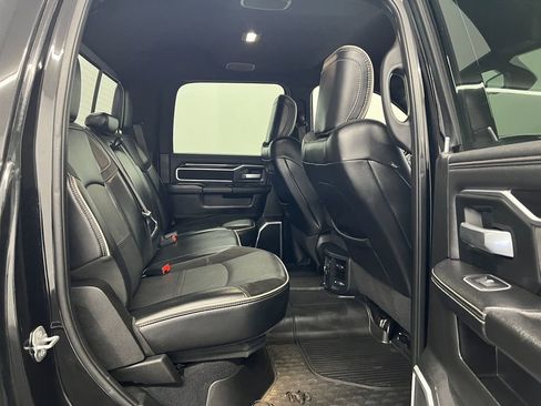 Used 2020 RAM 2500 Laramie w/ Night Edition image 24