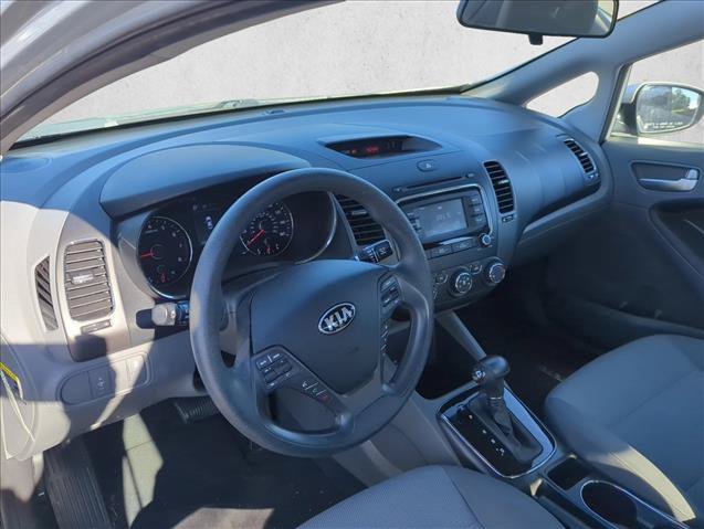 Used 2018 Kia Forte LX w/ LX Rear Camera Package FWD image 11