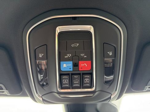 New 2026 Jeep Grand Cherokee L Limited AWD/4WD image 14