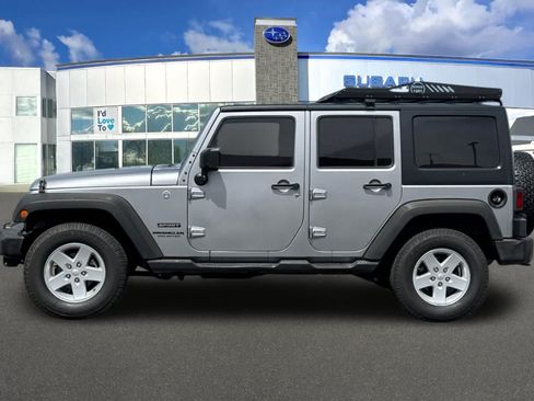 Used 2017 Jeep Wrangler Unlimited Sport w/ Quick Order Package 24S AWD/4WD image 9