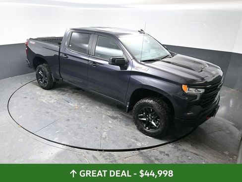 Used 2024 Chevrolet Silverado 1500 LT Trail Boss w/ Convenience Package II AWD/4WD image 46