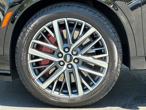 Certified 2024 Cadillac XT6 Sport w/ Technology Package AWD/4WD image 27
