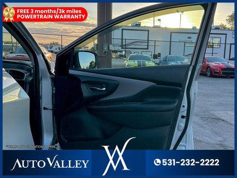 Used 2022 Nissan Murano S AWD/4WD image 15