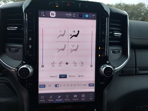 New 2026 RAM 2500 Laramie w/ Night Edition image 17