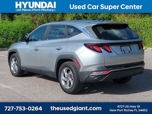 Certified 2022 Hyundai Tucson SE FWD image 3