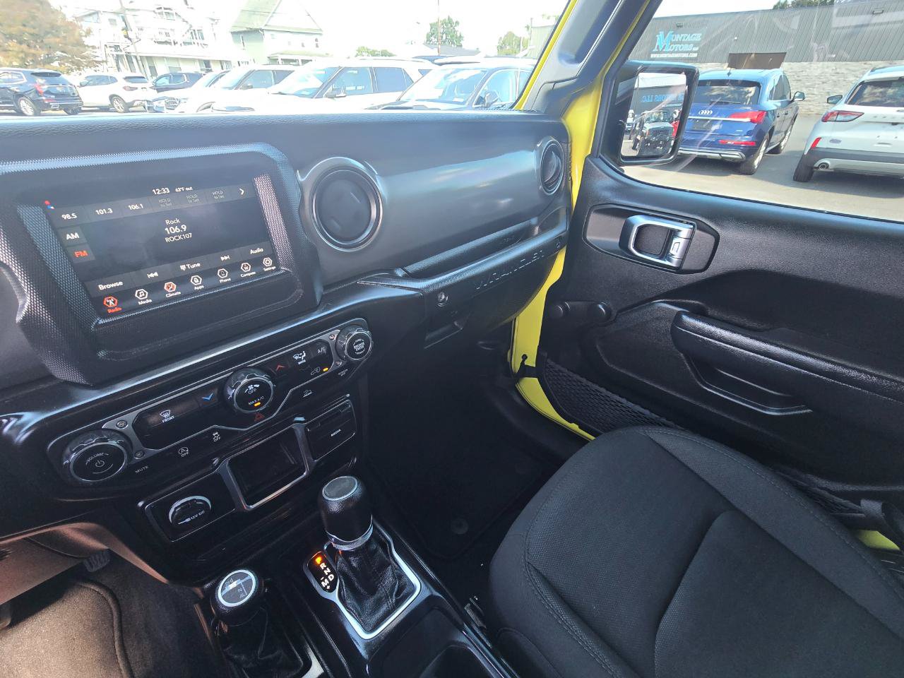 Used 2023 Jeep Wrangler Sport AWD/4WD image 12