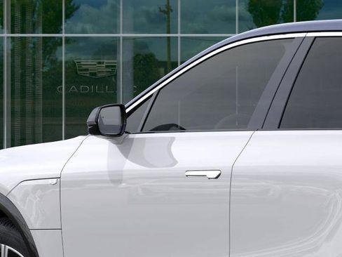 New 2025 Cadillac Lyriq Luxury image 12
