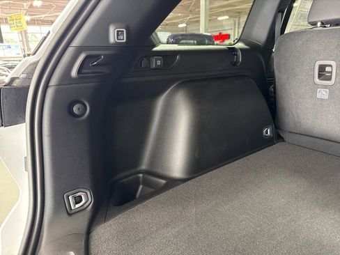 New 2025 Jeep Grand Cherokee Laredo X w/ Luxury Tech Group I image 34