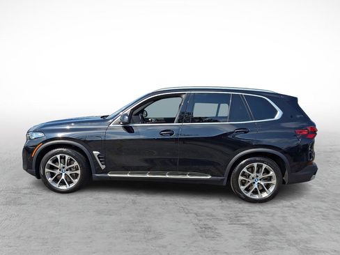 Used 2025 BMW X5 xDrive50e AWD/4WD image 2