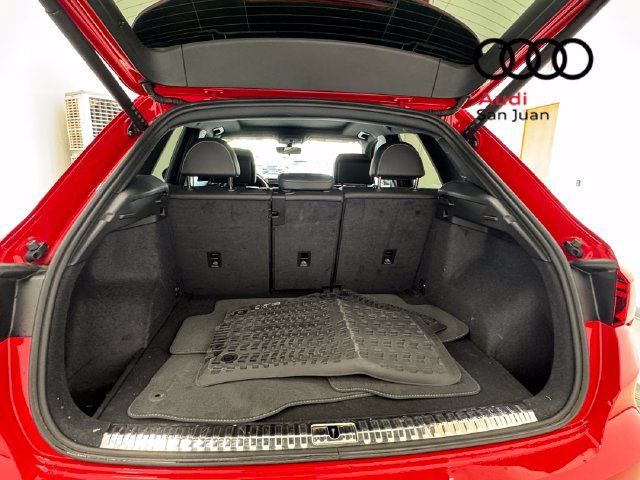 Certified 2025 Audi Q3 2.0T Premium w/ Black Optic Sport Package AWD/4WD image 13