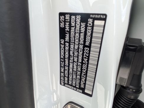 New 2025 Porsche Panamera 4 image 29