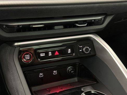 New 2026 Audi SQ5 Premium Plus AWD/4WD image 17