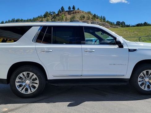 Used 2023 GMC Yukon Denali AWD/4WD image 5