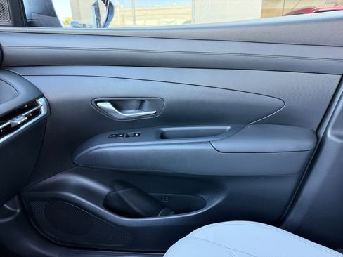 Used 2026 Hyundai Santa Cruz SEL FWD image 16