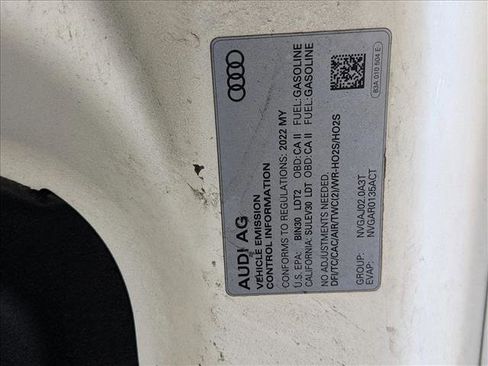 Used 2022 Audi Q3 2.0T Premium w/ Convenience Package image 23