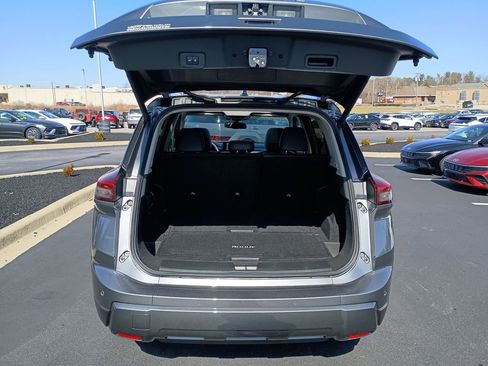 Certified 2025 Nissan Rogue SL w/ SL Premium Package image 30